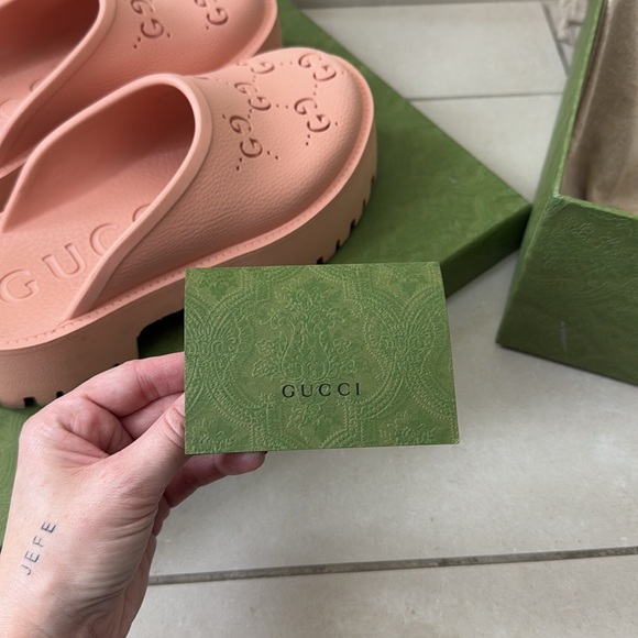 Gucci Platform Sandal With Perforated G - Picture 5 of 6